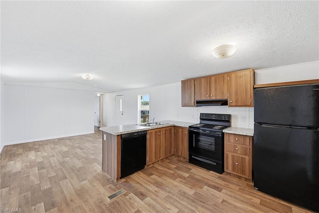 20751 Garden DR, ESTERO, FL 33928 — photo 4