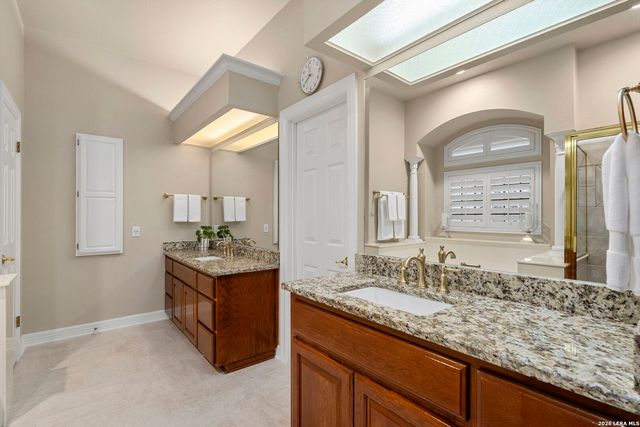 2302 BLACKOAK BND, San Antonio, TX 78248