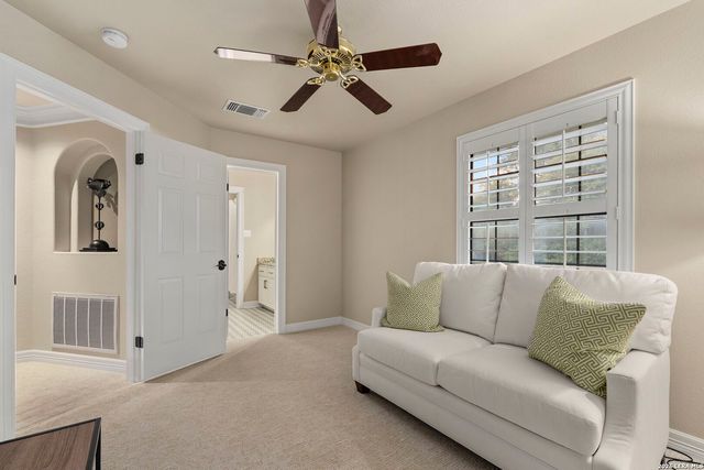 2302 BLACKOAK BND, San Antonio, TX 78248