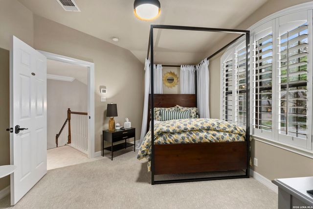 2302 BLACKOAK BND, San Antonio, TX 78248