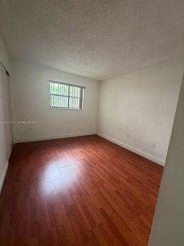 8185 NW 7th Street 218, Miami, FL 33126