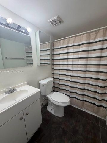 8185 NW 7th Street 218, Miami, FL 33126