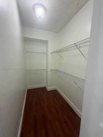 8185 NW 7th Street 218, Miami, FL 33126