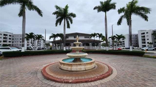 8185 NW 7th Street 218, Miami, FL 33126