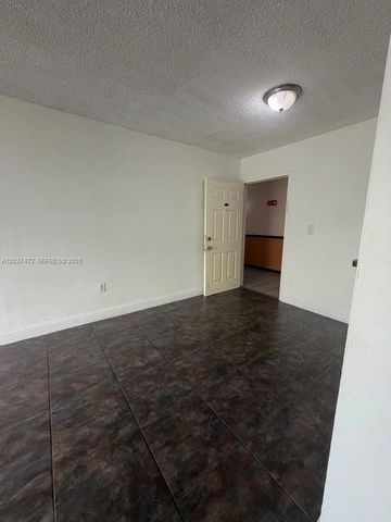8185 NW 7th Street 218, Miami, FL 33126