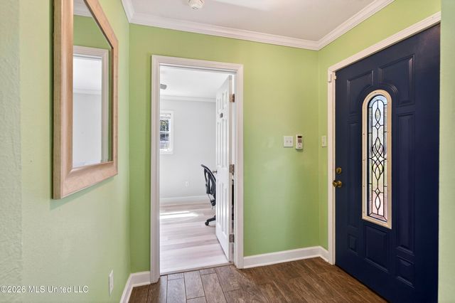 2304 Gulf Avenue, Gulfport, MS 39501