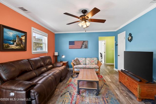 2304 Gulf Avenue, Gulfport, MS 39501