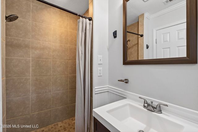 2304 Gulf Avenue, Gulfport, MS 39501