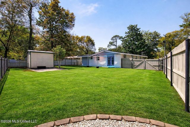 2304 Gulf Avenue, Gulfport, MS 39501