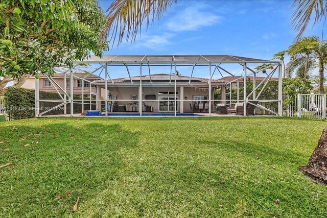 1634 Sandpiper Cir, Weston, FL 33327