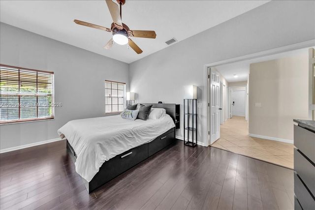 1634 Sandpiper Cir, Weston, FL 33327