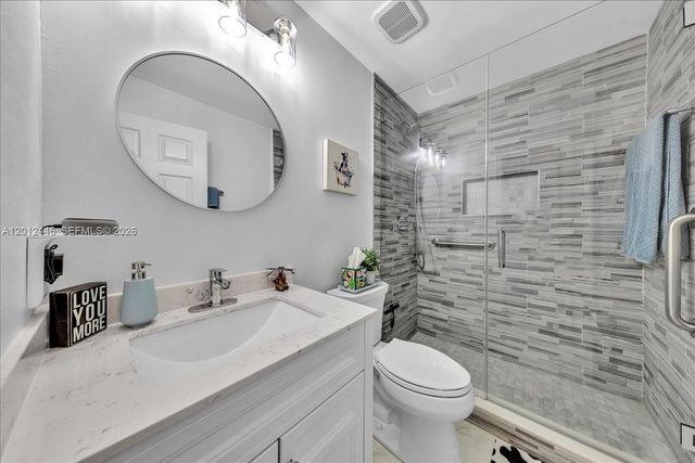 1634 Sandpiper Cir, Weston, FL 33327