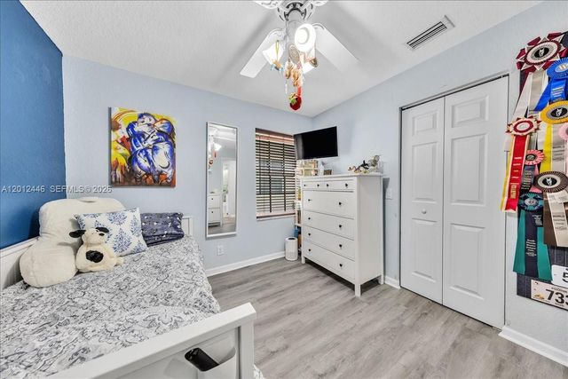 1634 Sandpiper Cir, Weston, FL 33327