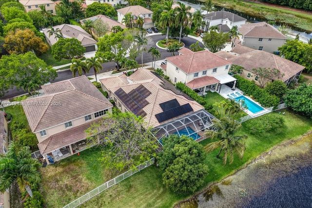 1634 Sandpiper Cir, Weston, FL 33327