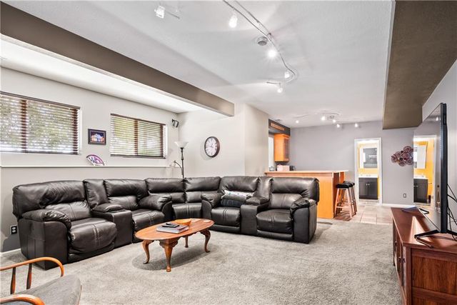 4212 NE Suwannee Drive, Lee's Summit, MO 64064