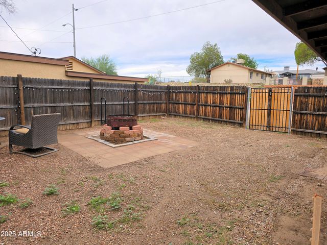 687 W NAVAJO Street, Wickenburg, AZ 85390