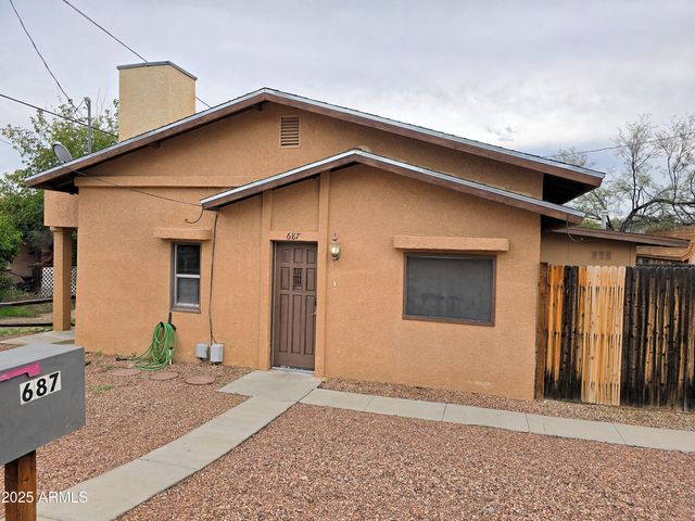 687 W NAVAJO Street, Wickenburg, AZ 85390