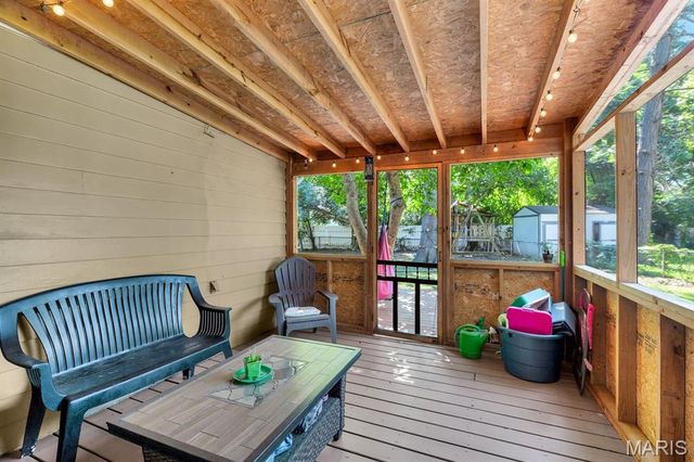 263 S Hartnett Avenue, Ferguson, MO 63135