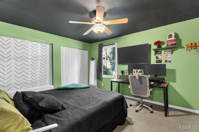 263 S Hartnett Avenue, Ferguson, MO 63135