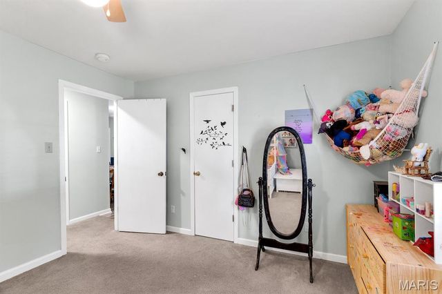 263 S Hartnett Avenue, Ferguson, MO 63135