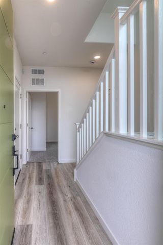 427 6th St, West Sacramento, CA 95605