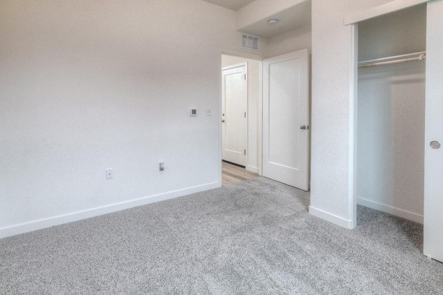 427 6th St, West Sacramento, CA 95605