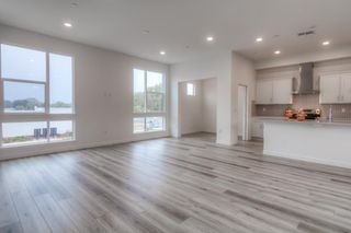 427 6th St, West Sacramento, CA 95605