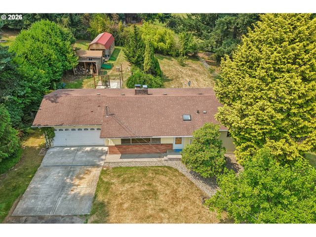 31 CEDAR GATES Rd, Longview, WA 98632