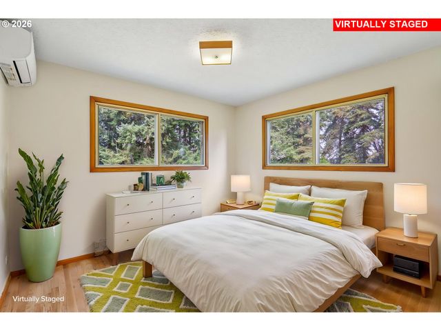 31 CEDAR GATES Rd, Longview, WA 98632