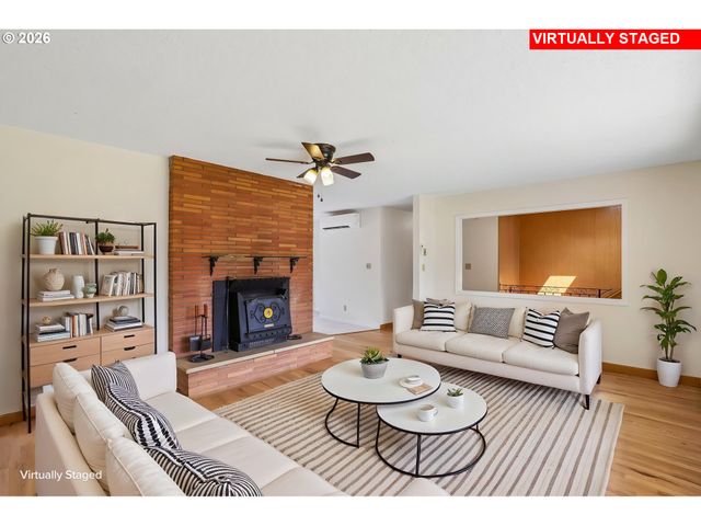 31 CEDAR GATES Rd, Longview, WA 98632