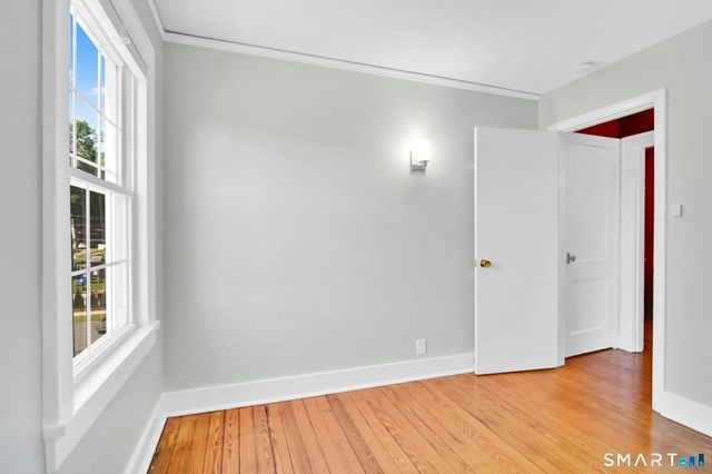 107 Washington Circle, West Hartford, CT 06119