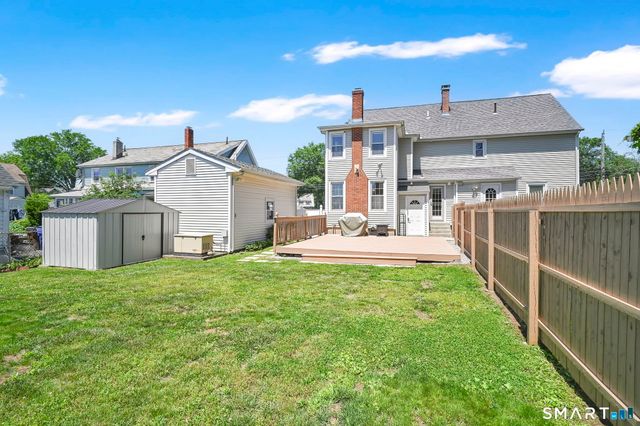 107 Washington Circle, West Hartford, CT 06119