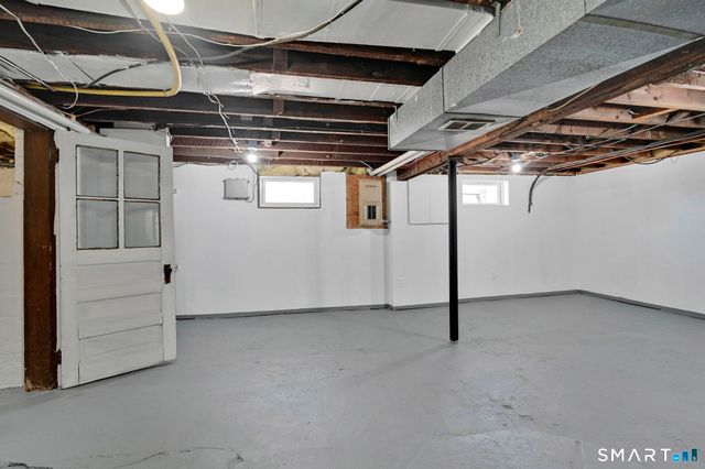 107 Washington Circle, West Hartford, CT 06119