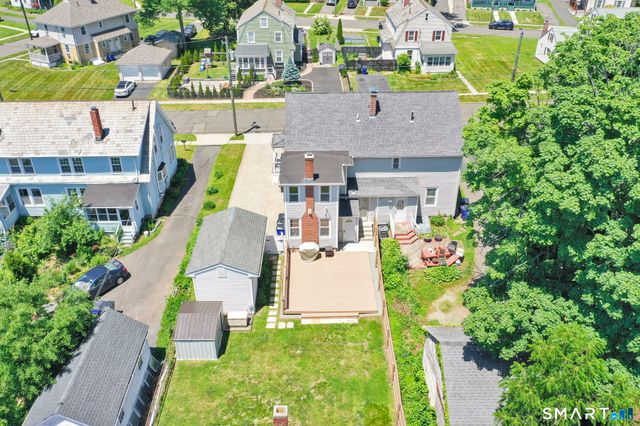 107 Washington Circle, West Hartford, CT 06119