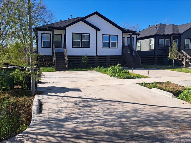 5210 Jezebel Street, Houston, TX 77033