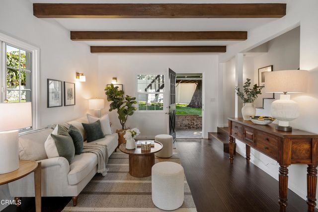 3269 Summit Avenue, Altadena, CA 91001