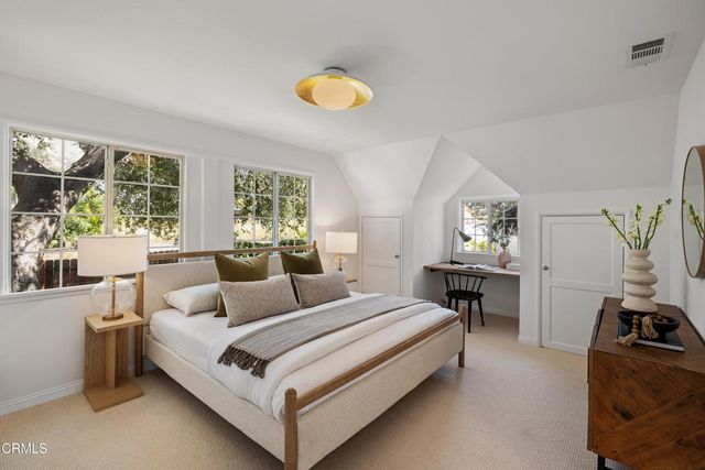 3269 Summit Avenue, Altadena, CA 91001