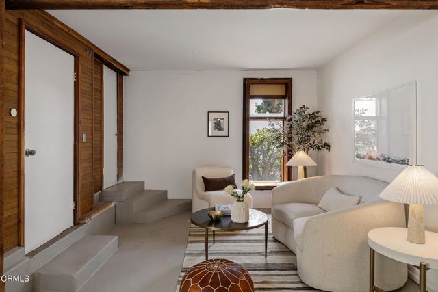 3269 Summit Avenue, Altadena, CA 91001