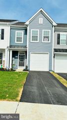 620 TRACY WAY, Martinsburg, WV 25403