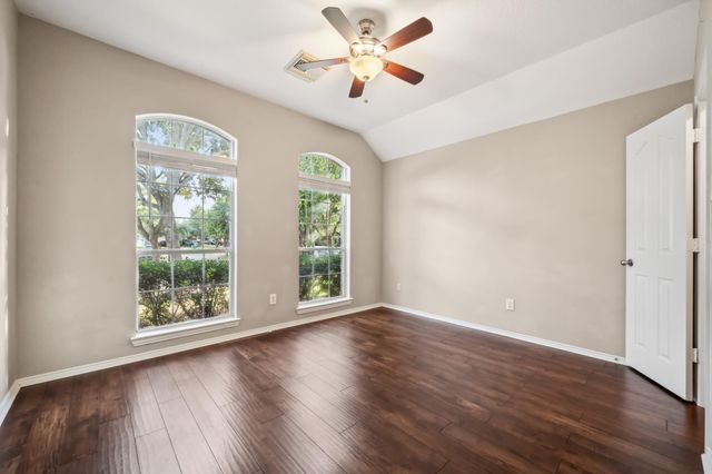 17218 Double Lilly Drive, Houston, TX 77095