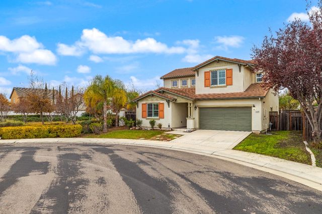 18383 Dalton Ct, Lathrop, CA 95330