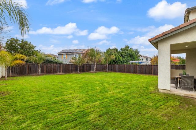 18383 Dalton Ct, Lathrop, CA 95330