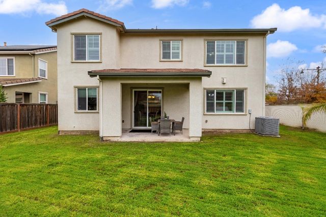 18383 Dalton Ct, Lathrop, CA 95330