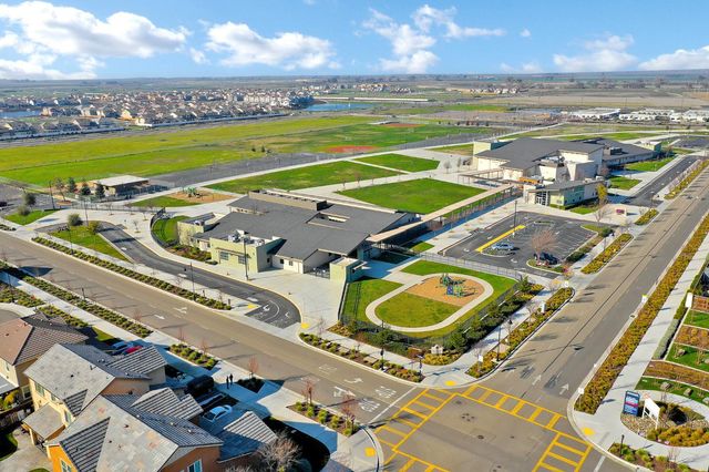 18383 Dalton Ct, Lathrop, CA 95330