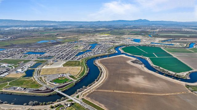 18383 Dalton Ct, Lathrop, CA 95330