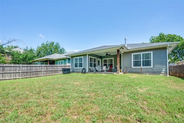 5021 Curzon Avenue, Fort Worth, TX 76107