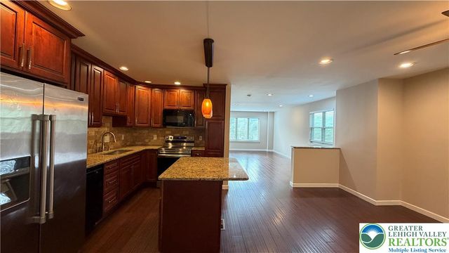 148 Cornerstone Place, Whitehall Twp, PA 18052