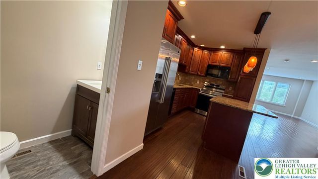 148 Cornerstone Place, Whitehall Twp, PA 18052