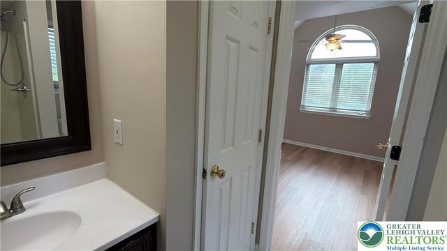 148 Cornerstone Place, Whitehall Twp, PA 18052