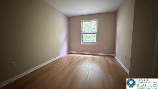 148 Cornerstone Place, Whitehall Twp, PA 18052